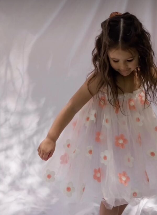 Tutu Lily - Image 2